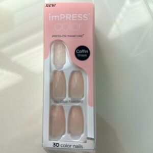 Impress press on nails